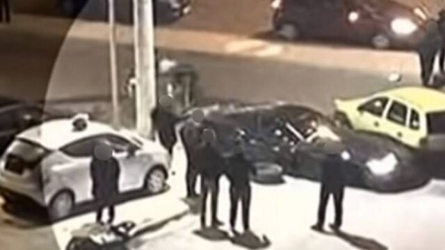 Τροχαίο δυστύχημα στη Γλυφάδα: Εμφανίστηκε ο οδηγός της Corvette