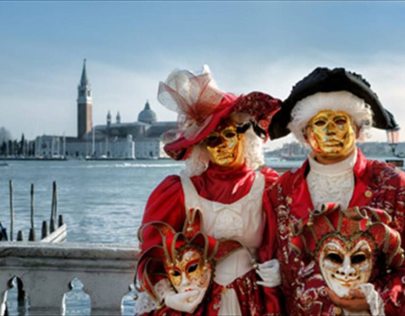 Χτύπησε και το καρναβάλι της Βενετίας ο κορωνοϊός – 132 τα κρούσματα στη χώρα