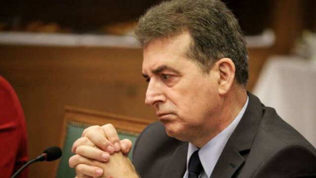 Απόρθητα σύνορα υπόσχεται ο Χρυσοχοΐδης