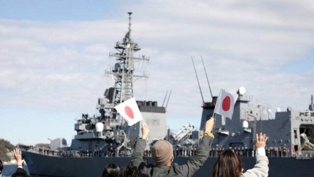 Η Ιαπωνία απέστειλε αντιτορπιλλικό στον Κόλπο