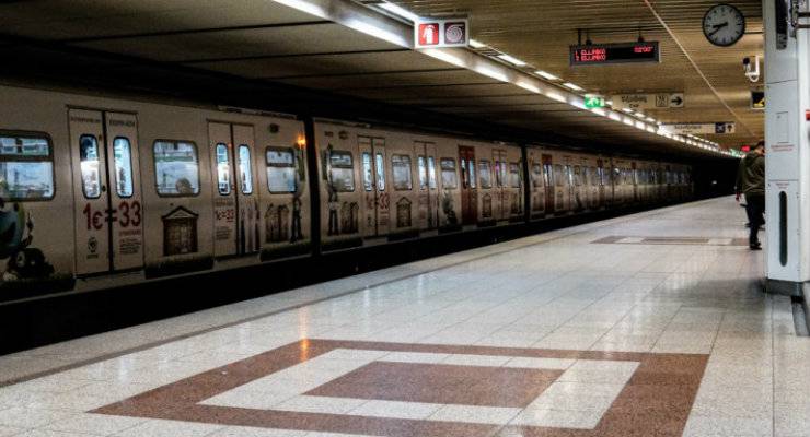 Νεκρός ο 30χρονος που έπεσε στις ράγες του Μετρό