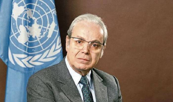 Πέθανε, σε ηλικία 100 ετών, ο πρώην γ.γ του ΟΗΕ Χαβιέρ Πέρες δε Κουέγιαρ