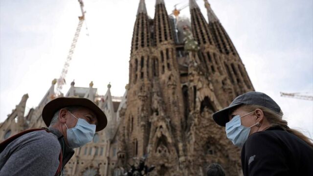 Σαρώνει ο κορονοϊός στην Ισπανία – 100 νεκροί και 2000 νέα κρούσματα σε μία ημέρα