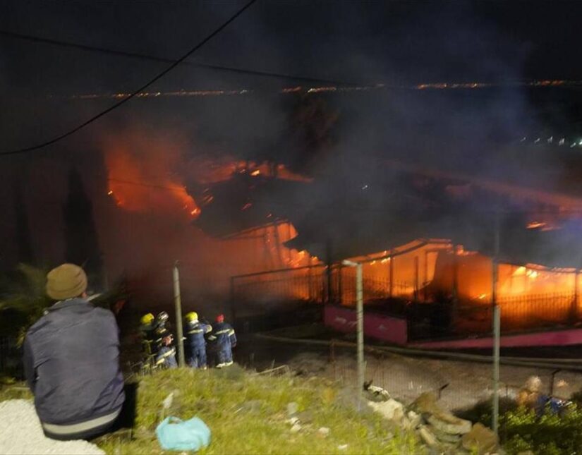 Πυρκαγιά σε κλειστές εγκαταστάσεις ΜΚΟ στη Λέσβο