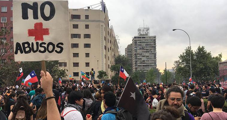 Εξεγέρσεις και Παράσιτα – 30 χρόνια "πρόοδος" στη Χιλή, Νίκος Καραχάλιος