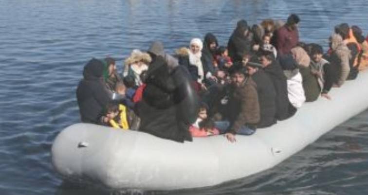 Βάρκα με 42 άτομα, κυρίως Αφγανικής καταγωγής, στη Μυτιλήνη