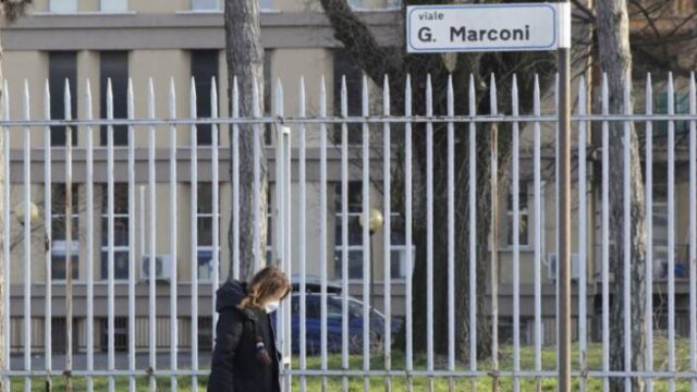 Κορωνοϊός: Η Ιταλία κλείνει όλα τα σχολεία και τα πανεπιστήμια -79 νεκροί