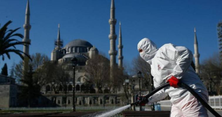 Τουρκία: 126 νεκροί και 4.353 νέα κρούσματα κορονοϊού μέσα σε 24 ώρες
