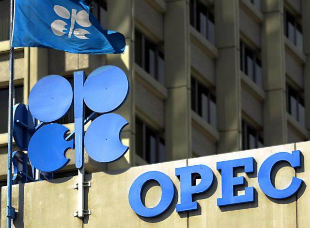 Συμφωνία ΟΠΕΚ-Ρωσίας για μείωση της παραγωγής Πετρελαίου