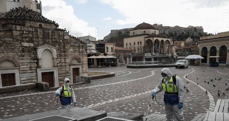 Guardian: Ο ευρωπαϊκός Νότος θέλει να σώσει την τουριστική περίοδο