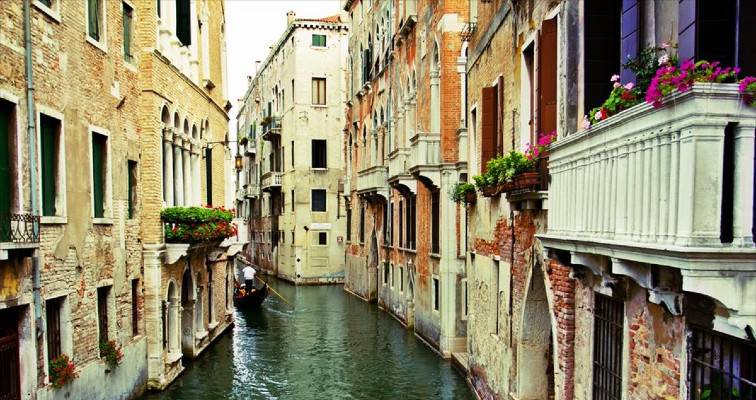 Η Βενετία παίρνει τα πρώτα μέτρα χαλάρωσης