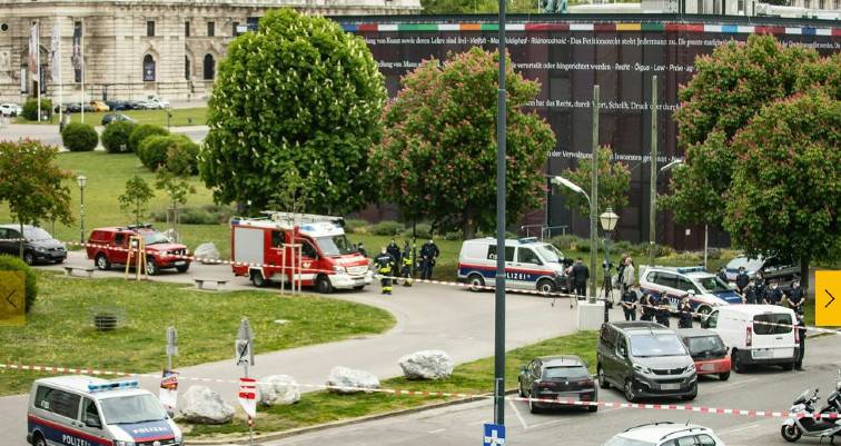 Συναγερμός στην Αυστρία: Εκκενώθηκε το παλάτι του Προέδρου – Απειλή για βόμβα