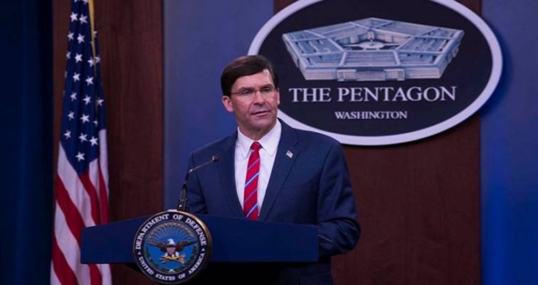 Ο υπουργός Άμυνας των ΗΠΑ αρνείται να κατεβάσει τον στρατό