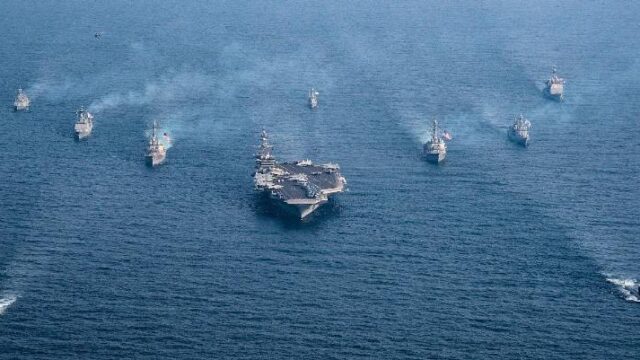 Τεχεράνη: Τα πολεμικά πλοία των ΗΠΑ θα καταστραφούν αν απειλήσουν το Ιράν