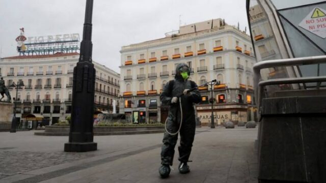Ισπανία: Ο καθηγητής Τάκης Παππάς εξηγεί πώς η ισπανική κυβέρνηση ευθύνεται για κακή διαχείριση της επιδημίας