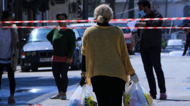 Λάρισα: Θετικά σε κορονοϊό μόλις 4 από τα 333 άτομα που ελέγχθησαν στον οικισμό Ρομά