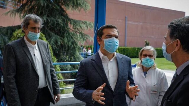 Ο Αλέξη Τσίπρας επισκέφθηκε το νοσοκομείο αναφοράς Αττικό