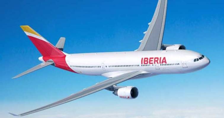 Μήνυση στην Iberia για πτήση χωρίς «αποστάσεις ασφάλειας»