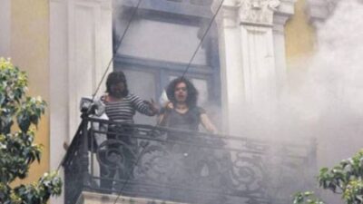 Δύο συλλήψεις για τον εμπρησμό στη Marfin με τους τρεις νεκρούς το 2010 – Αναζητείται ένα ακόμα άτομο