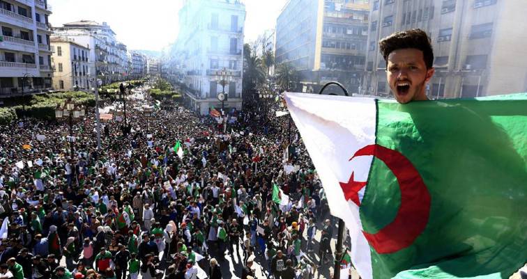 Αλγερία: Η άρση του lockdown δεν κράτησε πολύ – Έκλεισαν ξανά καταστήματα