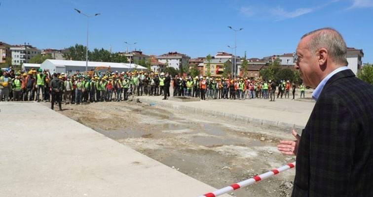 Δώδεκα εργαζόμενοι μολύνθηκαν με COVID-19 μετά από παρουσία σε ομιλία Ερντογάν