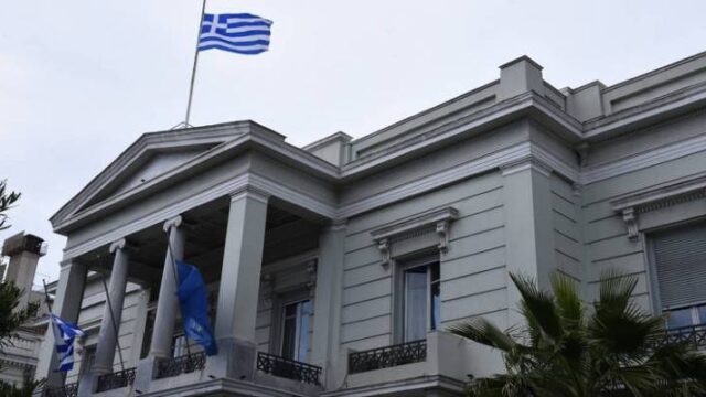 Διάβημα στην Τουρκία για την παρενόχληση του ελικοπτέρου του ΥΠΕΘΑ