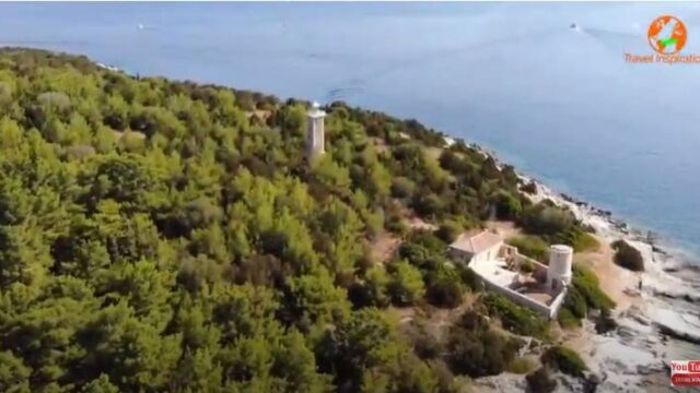 Το κοσμοπολίτικο Φισκάρδο και οι φύλακες φάροι του (βίντεο)