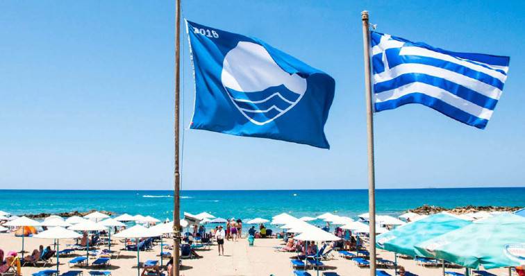 Η Ελλάδα δεύτερη παγκοσμίως σε Γαλάζιες Σημαίες