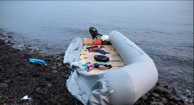 Νέο ναυάγιο πλοιαρίου με μετανάστες στη Μάγχη - Τουλάχιστον ένας νεκρός και ένας σοβαρά τραυματία
