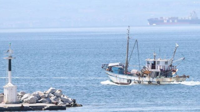 Συναγερμός στη Ν. Μηχανιώνα για την εξουδετέρωση νάρκης (βίντεο)