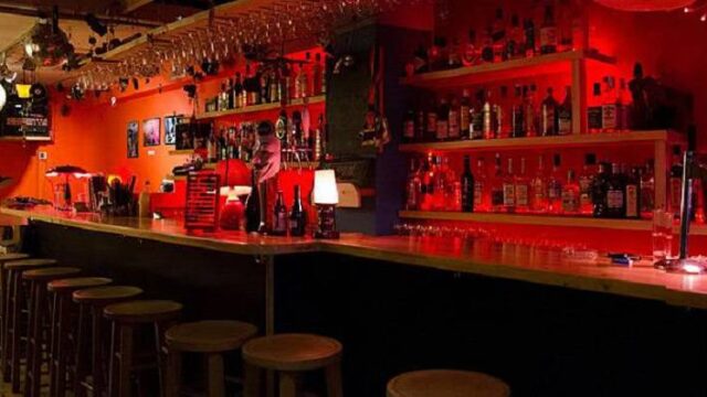 Ανοίγουν από αύριο κέντρα νυχτερινής διασκέδασης