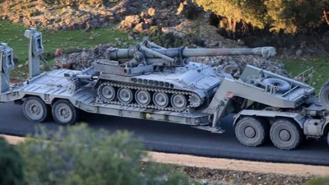 Βαρέα πυροβόλα Μ-110 στέλνει στη Συρία η Τουρκία