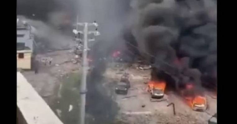 Κίνα: Βίντεο με βυτιοφόρο που εξερράγη εν κινήσει - Πολλοί τραυματίες