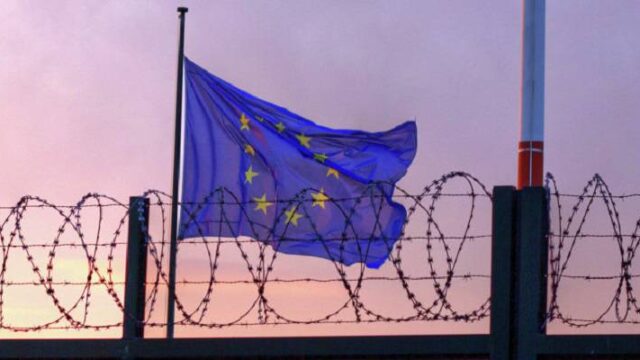 Με γκρίνια και πολλές ταχύτητες των άνοιγμα των συνόρων της ΕΕ, slpress