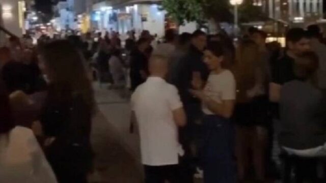 Μύκονος και η Ναύπακτος - Διόλου μεμονωμένο περιστατικό το "πατείς με πατώ σε" του beach bar