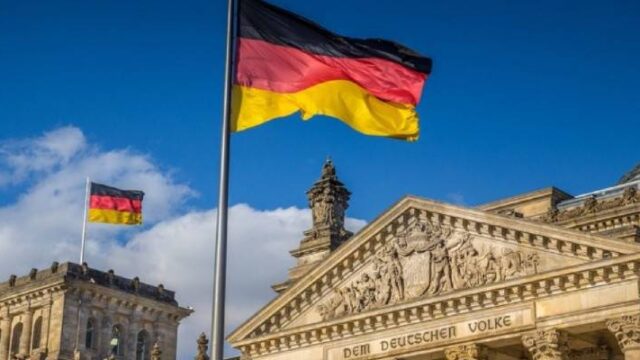 Διαφορετικές αντιδράσεις στην Γερμανία για το πακέτο ανάκαμψης