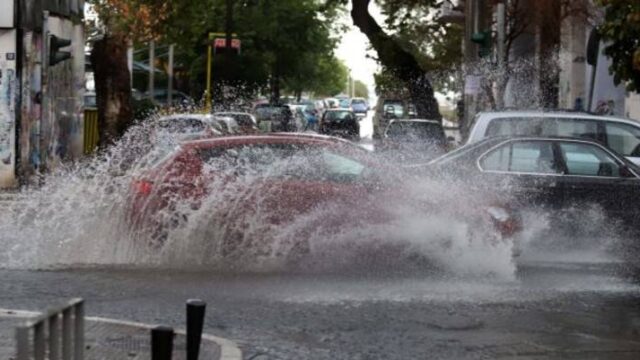 Πλημμύρισε η Θεσσαλονίκη (βίντεο)