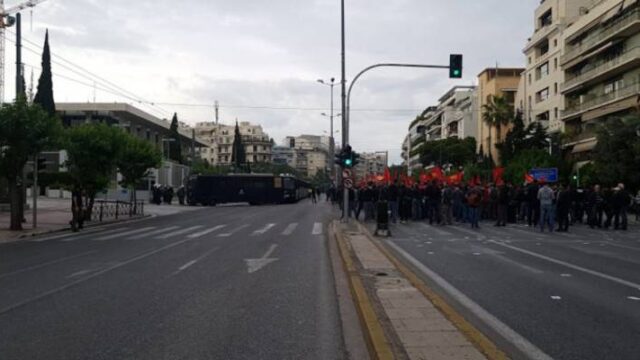 Πορεία ΚΝΕ στην αμερικανική πρεσβεία για τη δολοφονία Φλόιντ