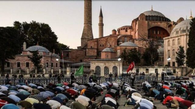 Hagia Sophia, the conquest and ιdeological religious war, Nefeli Lygerou