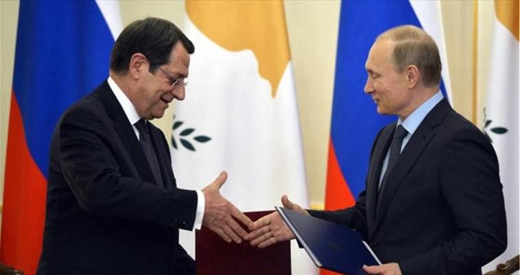 Ρωσική παρέμβαση στην Κύπρο με πολλούς αποδέκτες – Τι είπαν Πούτιν και Αναστασιάδης, Βαγγέλης Σαρακινός