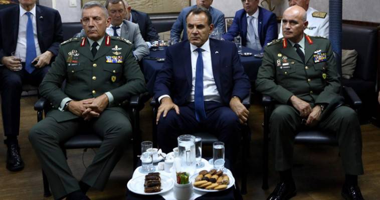 Είναι σε κόντρα οι στρατιωτικοί με το πολιτικό σύστημα;, Μάκης Ανδρονόπουλος
