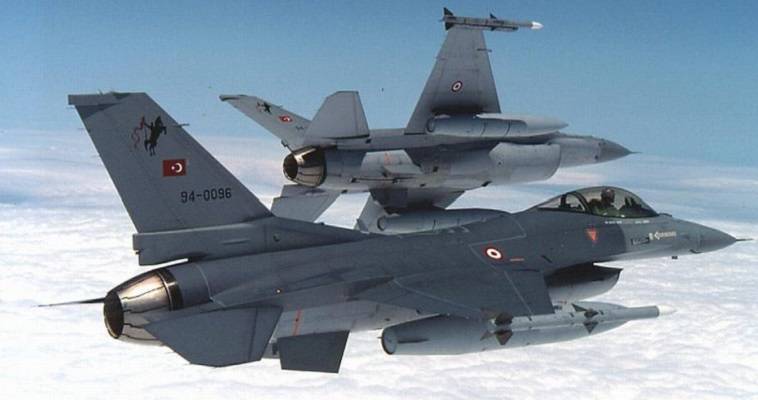 Τα τουρκικά F-16 στην Αλεξανδρούπολη: Διήμερη απόκρυψη και εθνική ξευτίλα... Κόμπρα