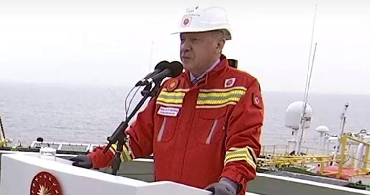 Ο Ερντογάν “ψαρεύει” φυσικό αέριο στη Μαύρη Θάλασσα – Ο μύθος του υπερκοιτάσματος