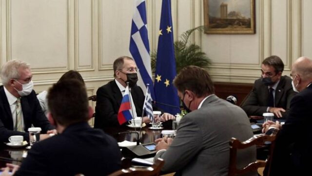 Επίσκεψη Λαβρόφ: Τι έχει να περιμένει η Ελλάδα από τη Ρωσία, Σταύρος Λυγερός