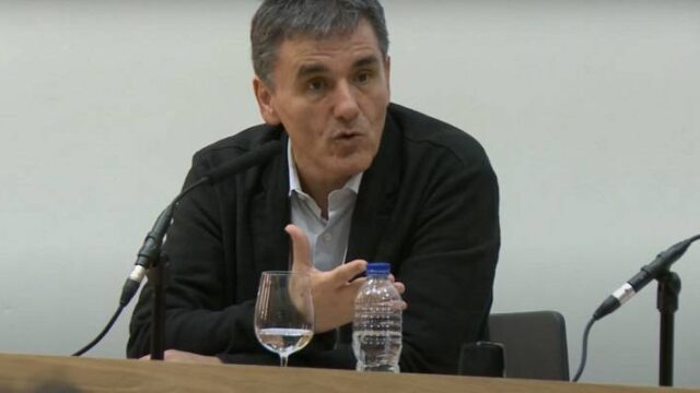 Διέρρηξαν το γραφείο του Ευκλείδη Τσακαλώτου -Πήραν υπολογιστές