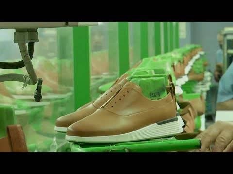 Οι κατασκευαστές παπουτσιών στην Πορτογαλία προσαρμόζονται σε νέες συνθήκες