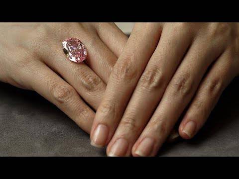 Πουλήθηκε σε ηλεκτρονική δημοπρασία σπάνιο ρωσικό ροζ διαμάντι