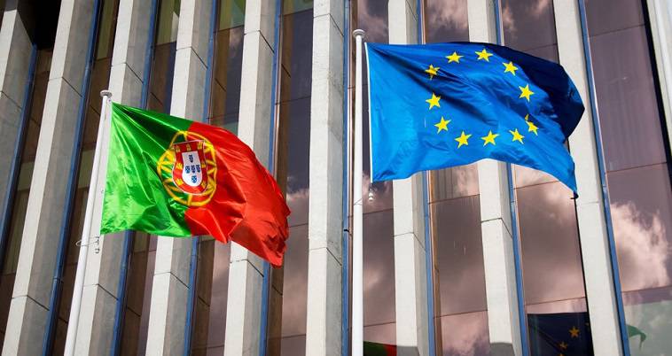 Στα βαθιά η Πορτογαλία – Το τιμόνι της ΕΕ και ο παράγοντας Μπάιντεν, Βαγγέλης Σαρακινός