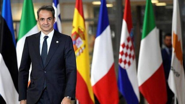 Εμείς γκαρσόνια της Ευρώπης με πρωθυπουργό σε ρόλο μετρ!, Δημήτρης Χρήστου