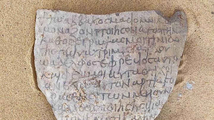 Βρέθηκε το αρχαιότερο μοναστήρι στον κόσμο; Τοιχογραφίες στα ελληνικά
